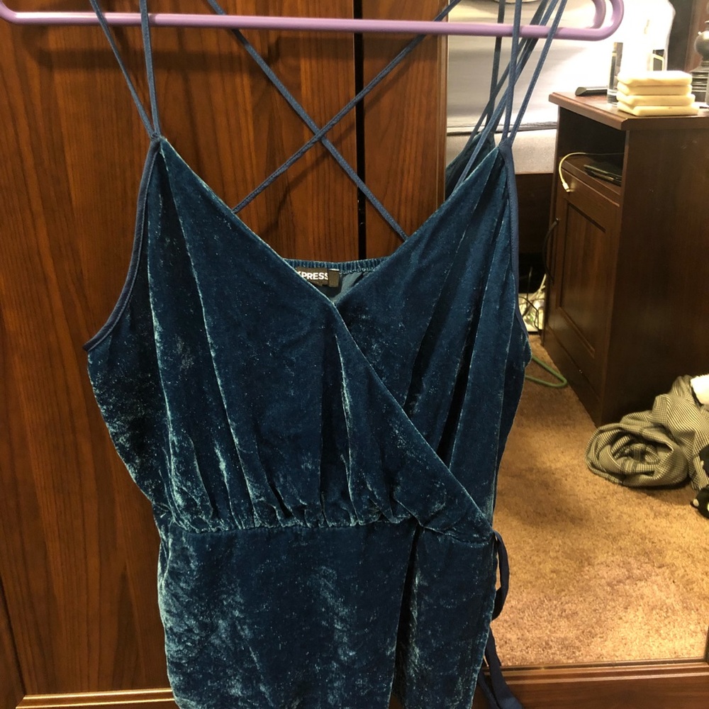 Express -Strappy wrap tank